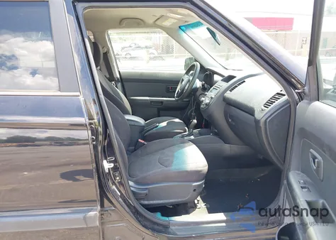 2013 Kia Soul from USA, damaged, VIN KNDJT2A53D7559461